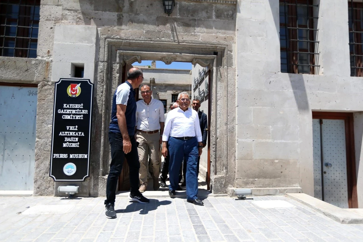 Kayseri Büyükşehir Belediyesi Veli Altınkaya Basın Müzesi’ni Açtı